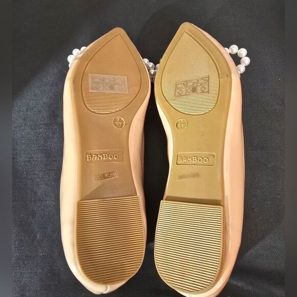 BRAND NEW BAMBOO PEARL STUDDED BOWNOT POINTED TOE FLAT SHOE - Picture 12 of 12